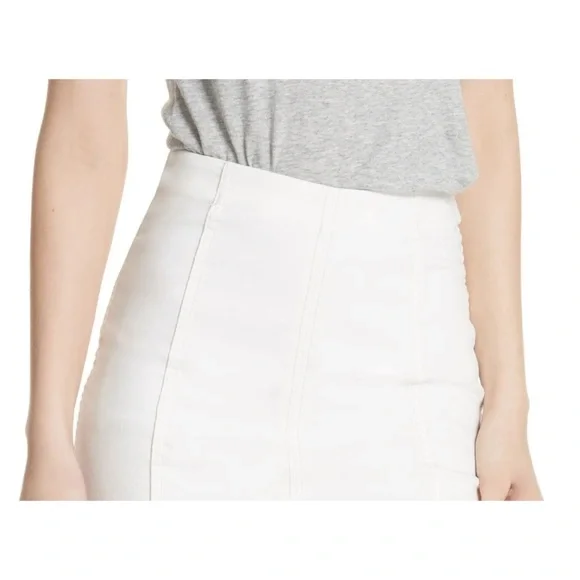 🛍️3/$10🛍️ Free People White Mini Skirt XS - Picture 2 of 8